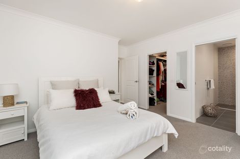 Property photo of 2/132 Brooklyn Drive Bourkelands NSW 2650