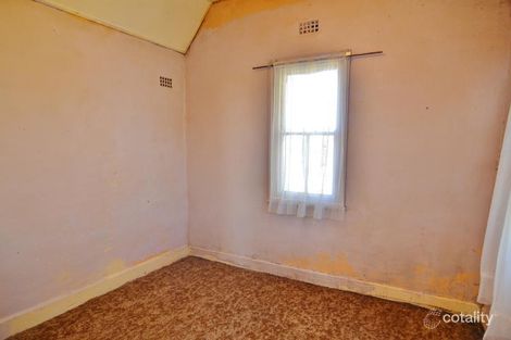 Property photo of 1A Fullagar Avenue Bowenfels NSW 2790