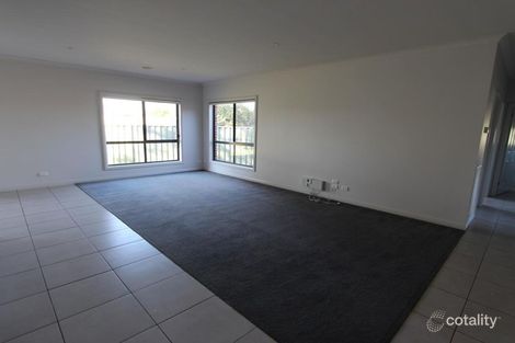 Property photo of 10 Havelock Street Black Hill VIC 3350