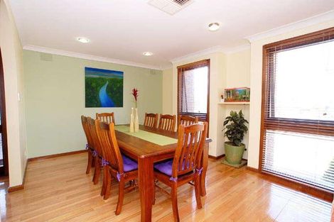 Property photo of 10 Dulcie Court Noble Park North VIC 3174