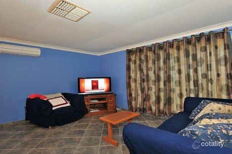 Property photo of 23 Cambridge Crescent Cooloongup WA 6168