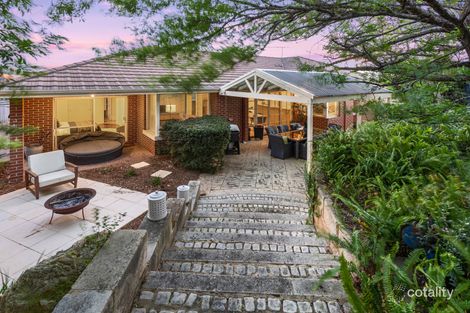 Property photo of 8 Chivrell Rise Gwelup WA 6018