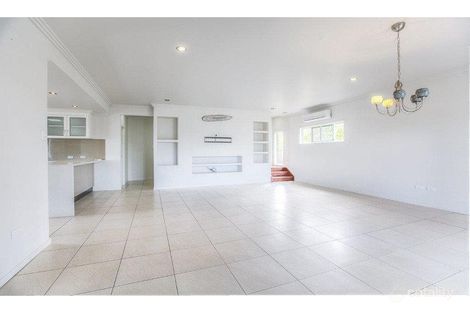 Property photo of 10 Wall Street Lammermoor QLD 4703