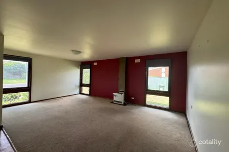 Property photo of 4 Bassett Drive West Bathurst NSW 2795
