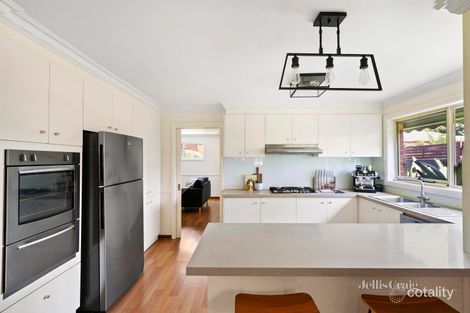 Property photo of 25 Bates Drive Williamstown VIC 3016
