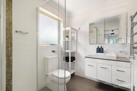 Property photo of 25 Bates Drive Williamstown VIC 3016