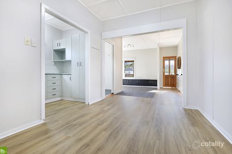 Property photo of 18 Hurt Parade Unanderra NSW 2526
