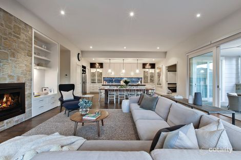 Property photo of 1 Anthony Street Glen Iris VIC 3146