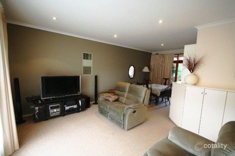 Property photo of 10 Willmette Court Lilydale VIC 3140