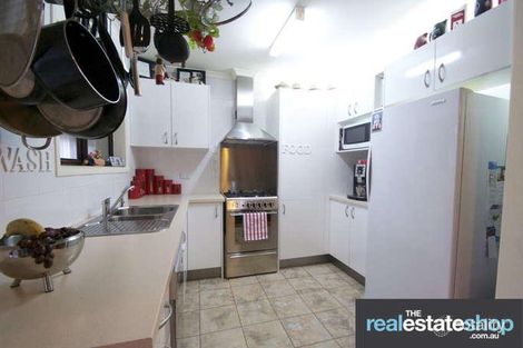 Property photo of 4 Lunn Place Kambah ACT 2902