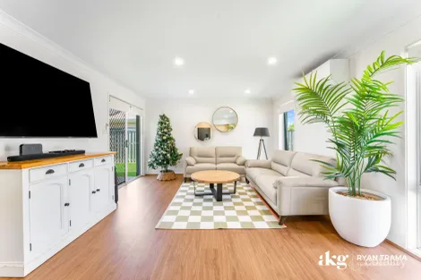 Property photo of 12 Skelbrook Road Park Ridge QLD 4125