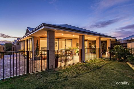 Property photo of 31 Coniston Bend Waikiki WA 6169