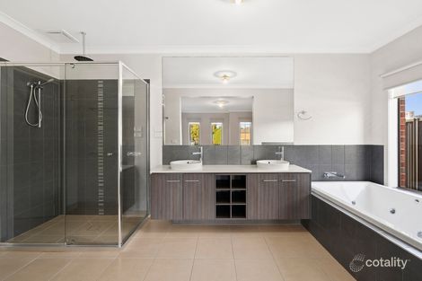 Property photo of 10 Barnong Way Lara VIC 3212