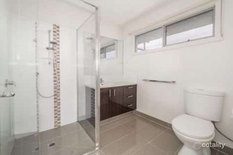 Property photo of 8 Erskine Ridge Mooroolbark VIC 3138