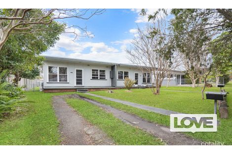 Property photo of 2 Field Avenue Toronto NSW 2283