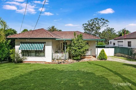 Property photo of 15 Sandakan Road Revesby Heights NSW 2212