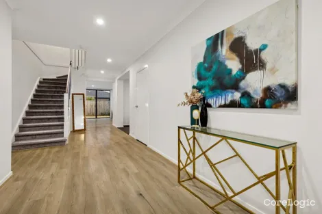 Property photo of 8 Caxton Close Clyde VIC 3978