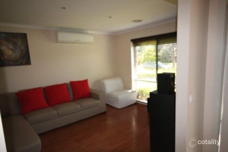 Property photo of 28 Emily Drive Narre Warren VIC 3805