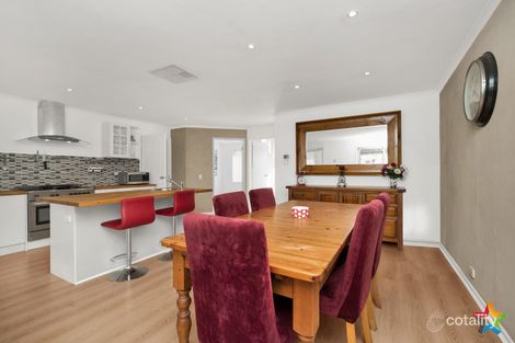 Property photo of 37 Azure Drive West Wodonga VIC 3690