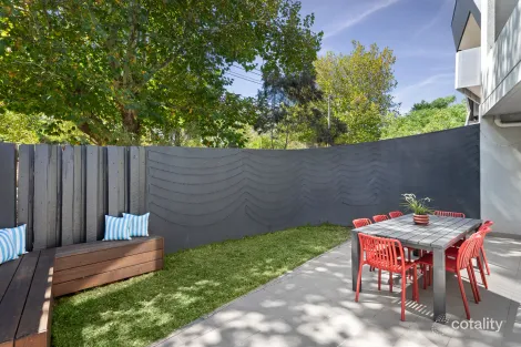 1/400 Dandenong Rd, Caulfield North, VIC 3161