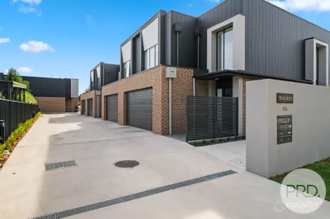 Property photo of 2/114 Trail Street Wagga Wagga NSW 2650