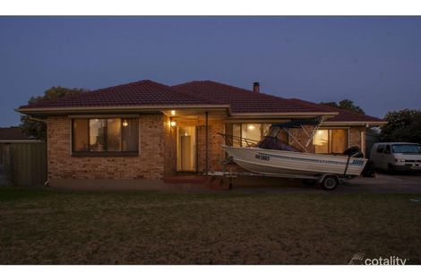 Property photo of 106 Acre Avenue Morphett Vale SA 5162