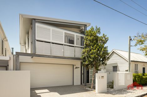 3 Sackville St, Milton, QLD 4064