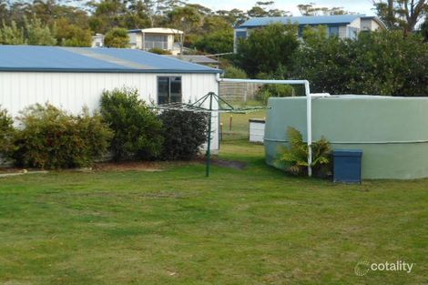 Property photo of 2 Barnett Close Binalong Bay TAS 7216