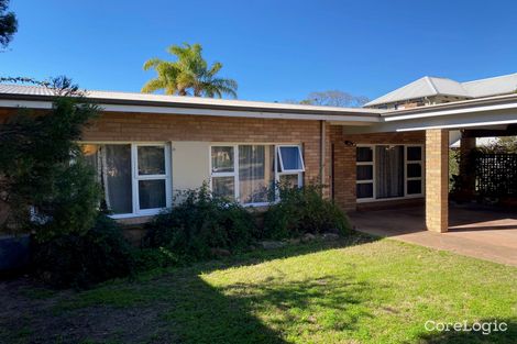 Property photo of 16 Searle Road Ardross WA 6153