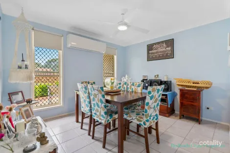 Property photo of 17 Fairway Drive Redland Bay QLD 4165