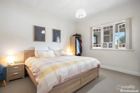Property photo of 81 Markham Street Armidale NSW 2350
