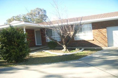 Property photo of 2/6 Belah Close Hillvue NSW 2340