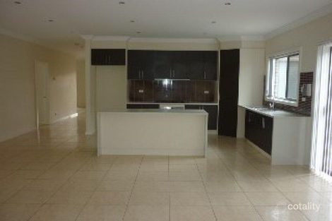 Property photo of 13 Wyperfeld Avenue Craigieburn VIC 3064