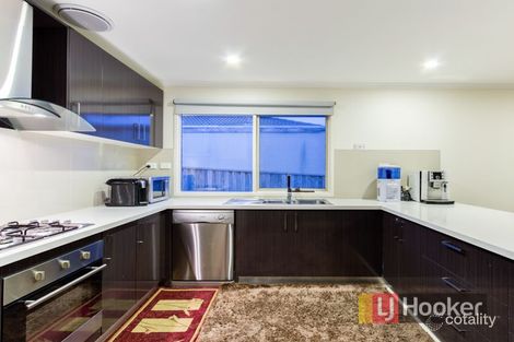 Property photo of 3 Keller Court Hampton Park VIC 3976