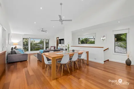 Property photo of 395A Chatsworth Road Coorparoo QLD 4151
