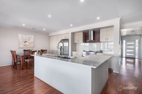 Property photo of 10 Besra Drive Doreen VIC 3754