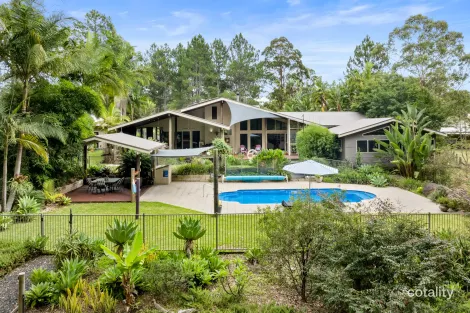 Property photo of 42 Heather Close Failford NSW 2430
