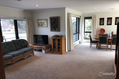 Property photo of 1 Becke Place Garran ACT 2605