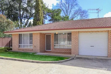 Property photo of 4/196 Piper Street Bathurst NSW 2795