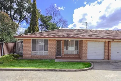 Property photo of 4/196 Piper Street Bathurst NSW 2795