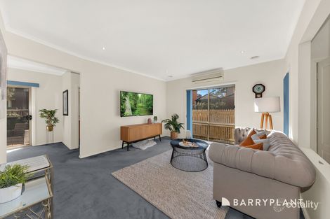 Property photo of 6 Hummingbird Place South Morang VIC 3752