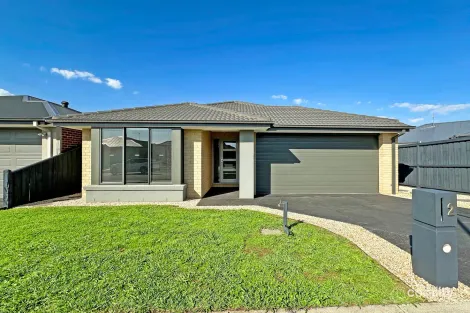 Property photo of 2 Sunnybrook Avenue Warragul VIC 3820