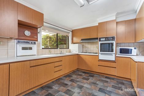 Property photo of 1 Heather Grove Ringwood VIC 3134
