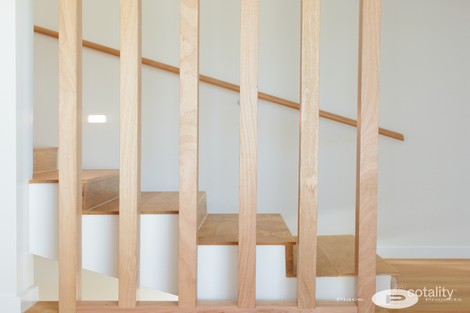 Property photo of 8/75 Jacaranda Place Indooroopilly QLD 4068