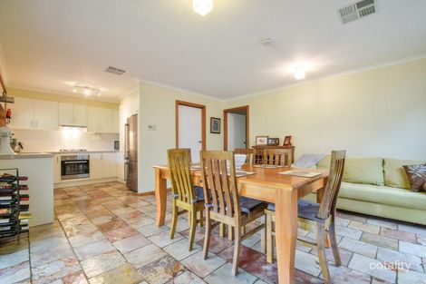 Property photo of 11 Mildara Close Woodcroft SA 5162