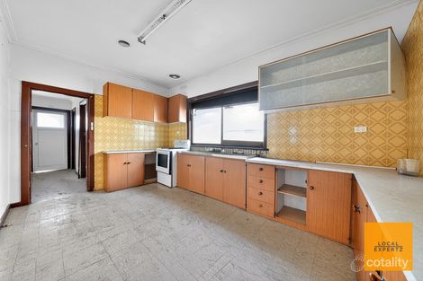 Property photo of 26 Pennell Avenue St Albans VIC 3021