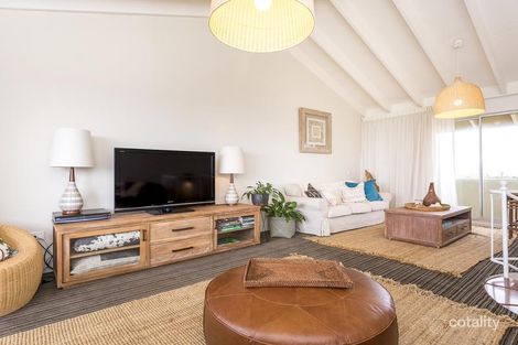 Property photo of 2/11 Midjimberry Road Point Lookout QLD 4183