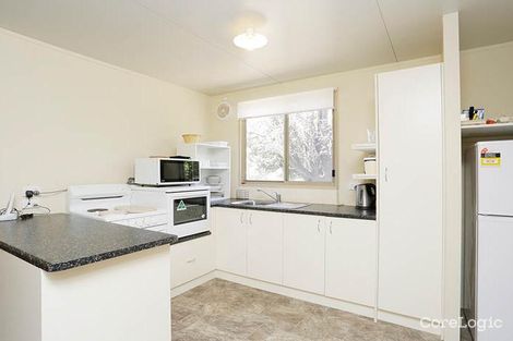 Property photo of 2 Plymouth Street Glen Waverley VIC 3150