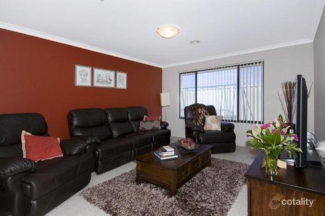 Property photo of 25 Dunsborough Court Dawesville WA 6211