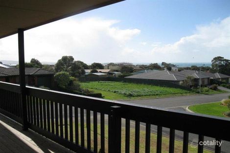 Property photo of 2 Dormer Court Encounter Bay SA 5211